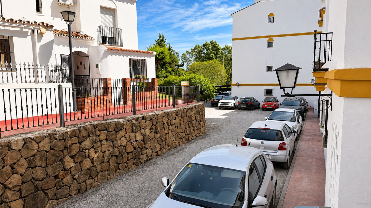 Appartement te koop in Atalaya | 2 slaapkamers H5375974