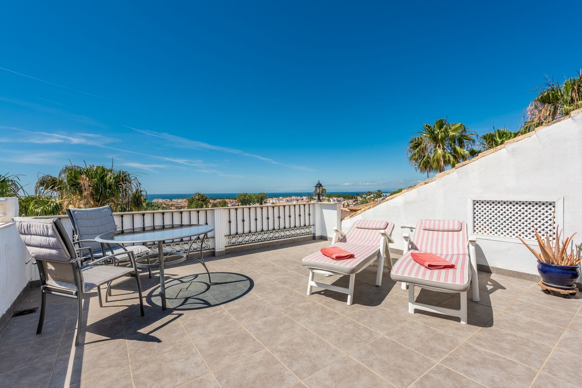 Appartement te koop in Atalaya | 3 slaapkamers H5394391