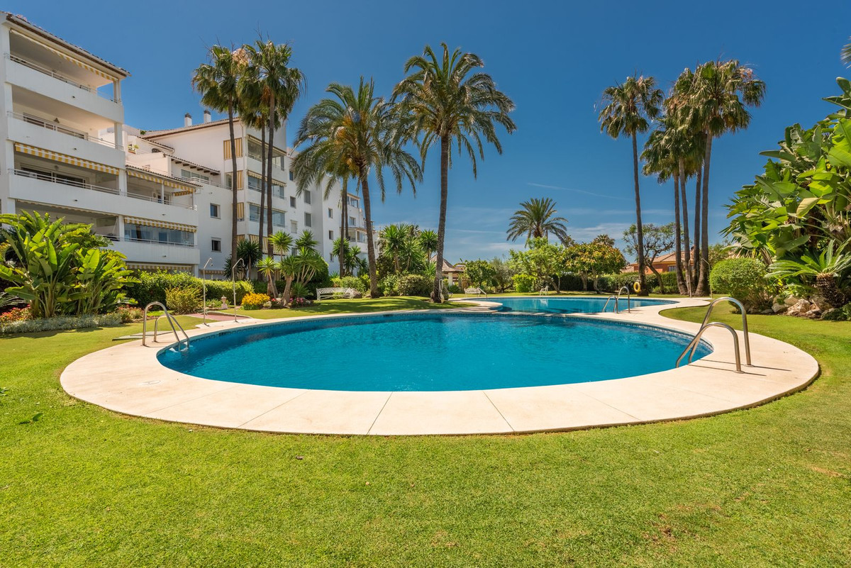 Appartement te koop in Atalaya | 3 slaapkamers H5394391