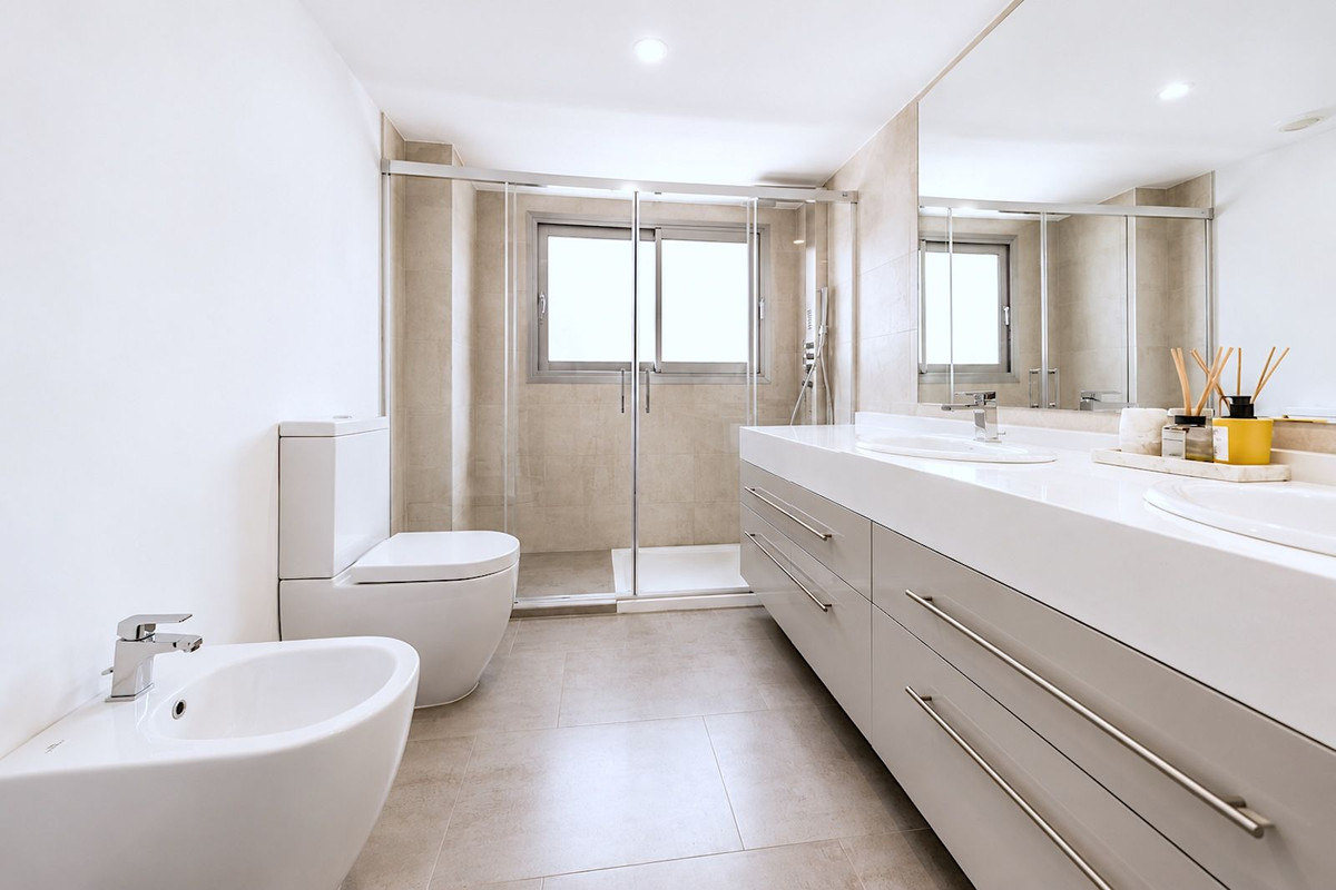 Appartement te koop in Atalaya | 3 slaapkamers H5402224