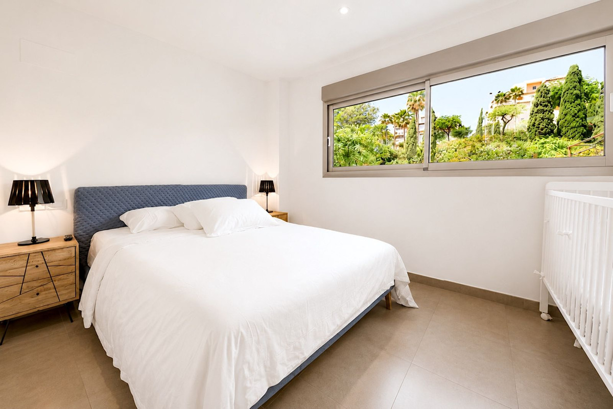 Appartement te koop in Atalaya | 3 slaapkamers H5402224