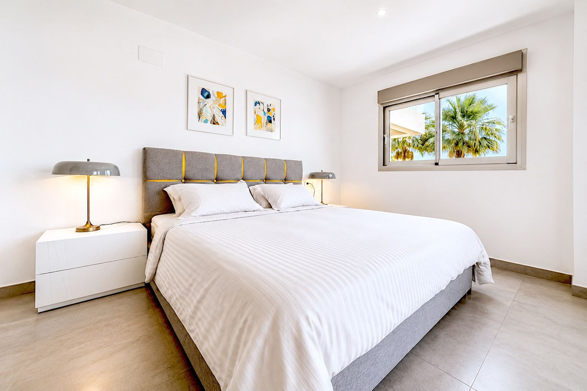 Appartement te koop in Atalaya | 3 slaapkamers H5402224