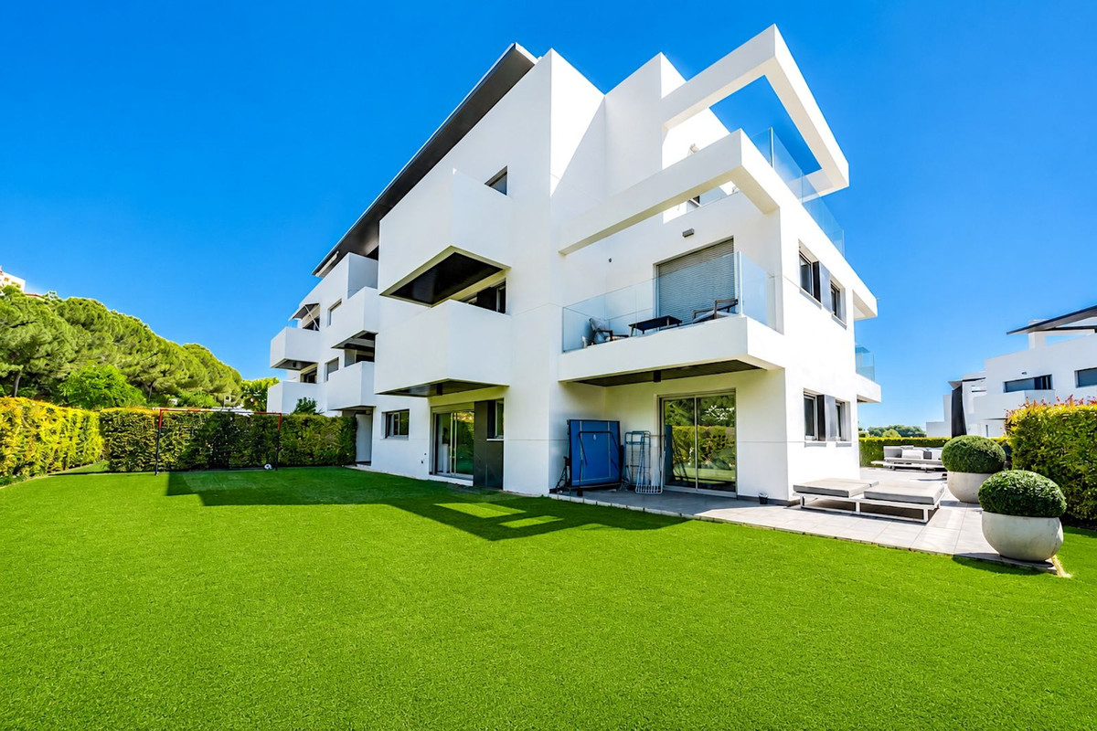 Appartement te koop in Atalaya | 3 slaapkamers H5402224