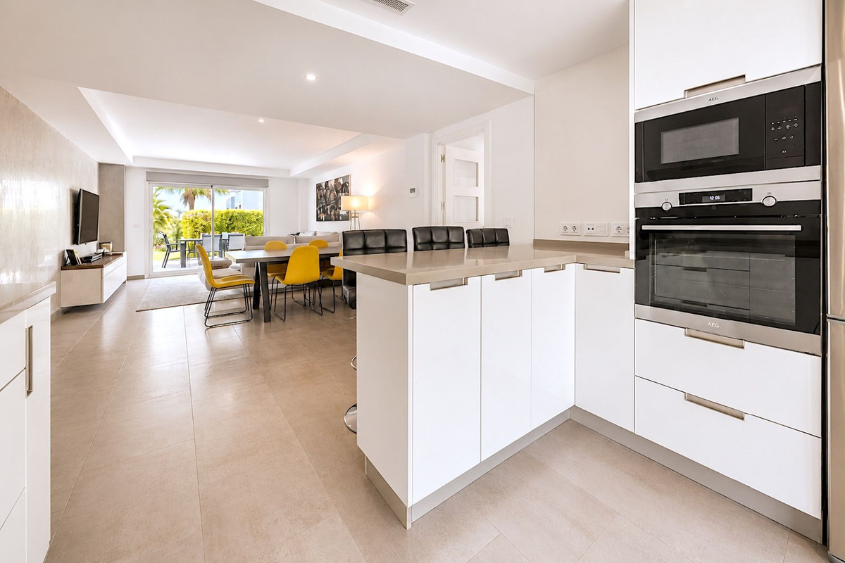 Appartement te koop in Atalaya | 3 slaapkamers H5402224