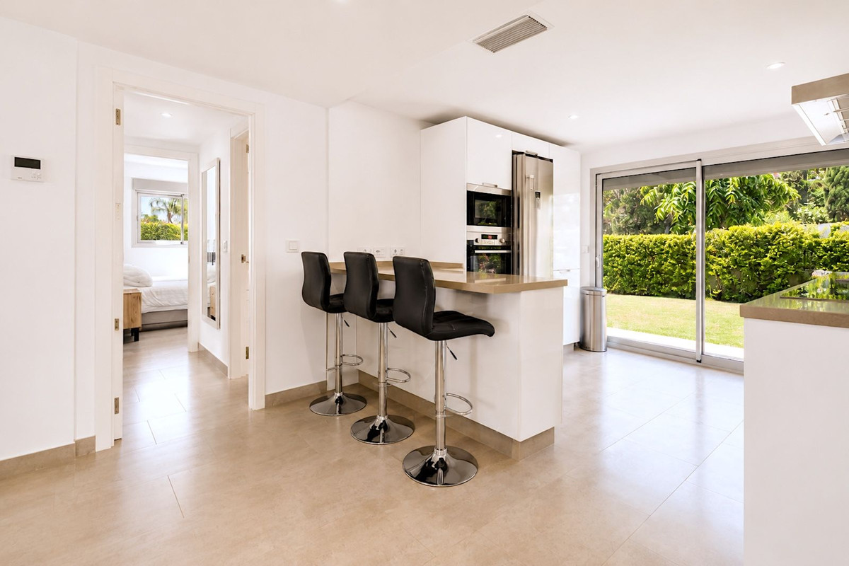 Appartement te koop in Atalaya | 3 slaapkamers H5402224