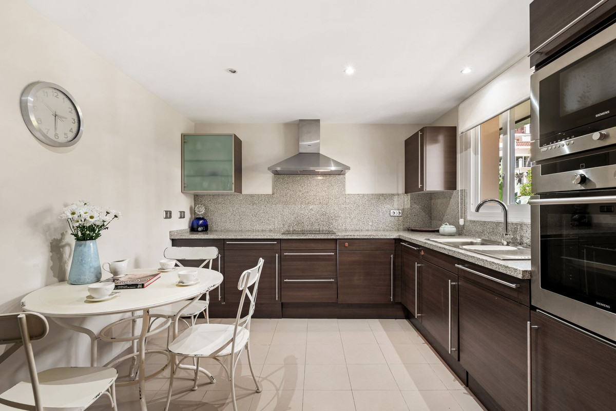 Appartement te koop in Atalaya | 2 slaapkamers H5422156