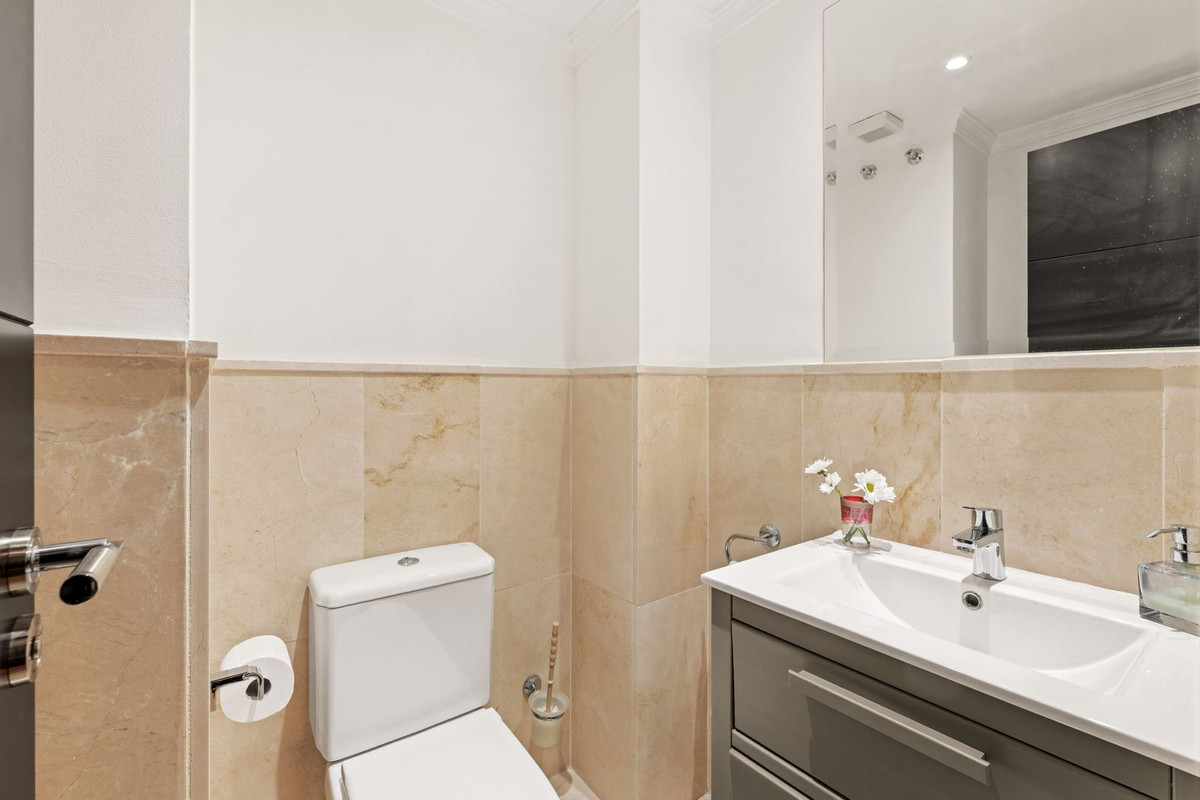 Appartement te koop in Atalaya | 2 slaapkamers H5422156