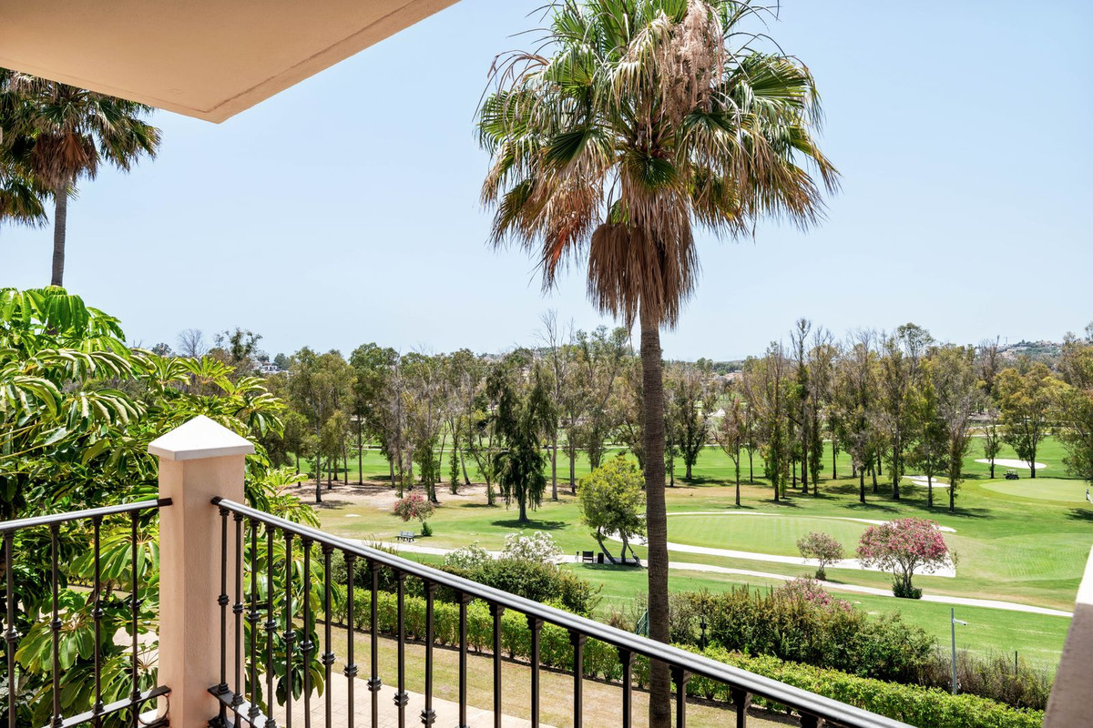Appartement te koop in Atalaya | 2 slaapkamers H5422156
