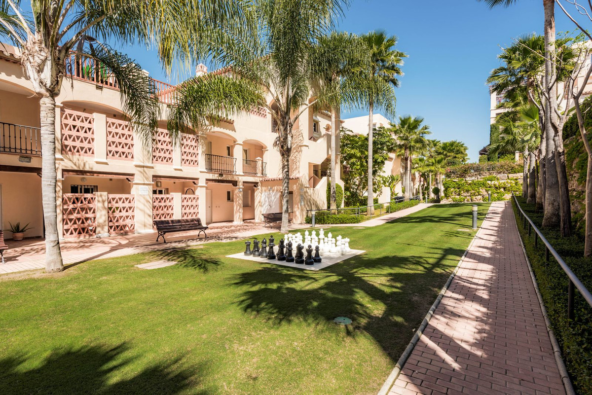Appartement te koop in Atalaya | 2 slaapkamers H5422156