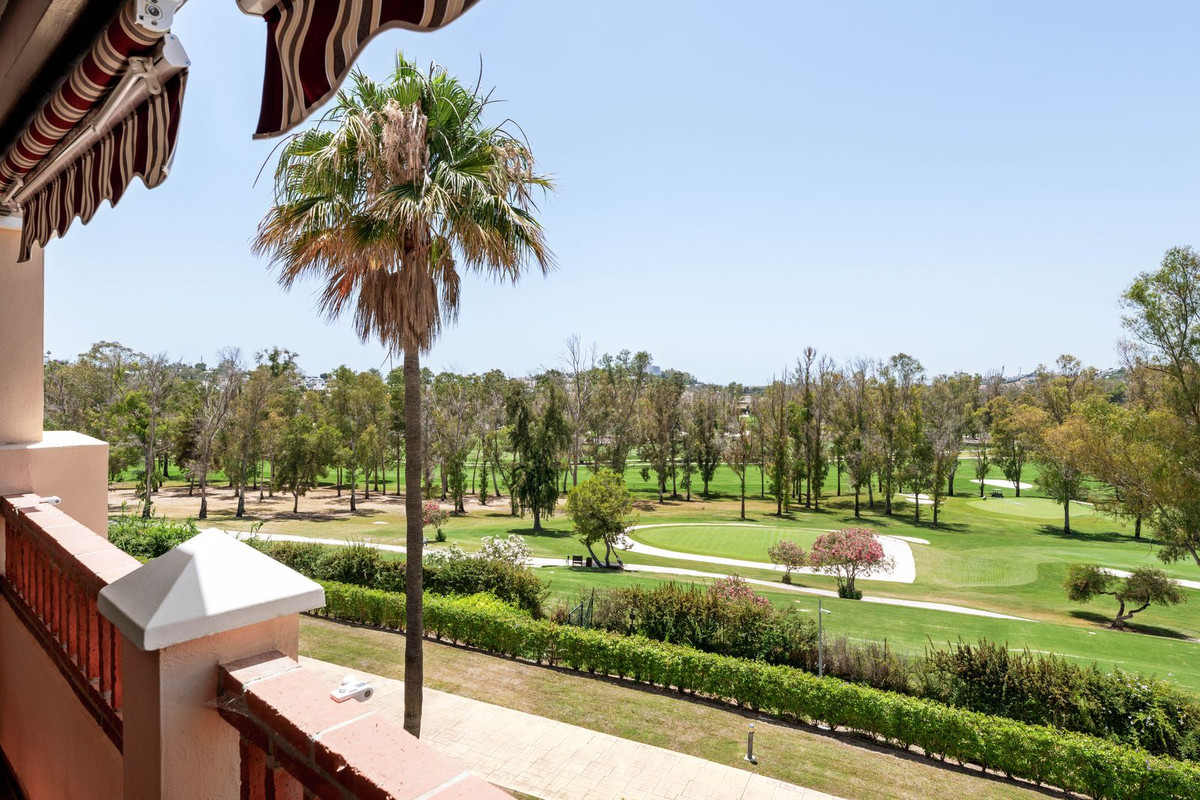 Appartement te koop in Atalaya | 2 slaapkamers H5422156