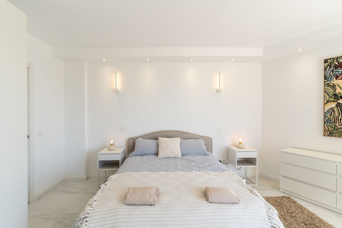 Appartement te koop in Atalaya | 2 slaapkamers H5425960
