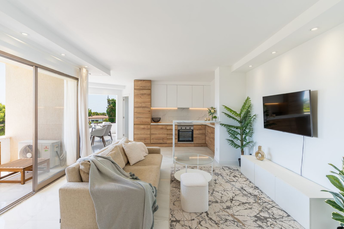 Appartement te koop in Atalaya | 2 slaapkamers H5425960