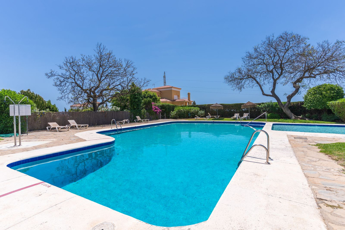 Appartement te koop in Atalaya | 2 slaapkamers H5425960