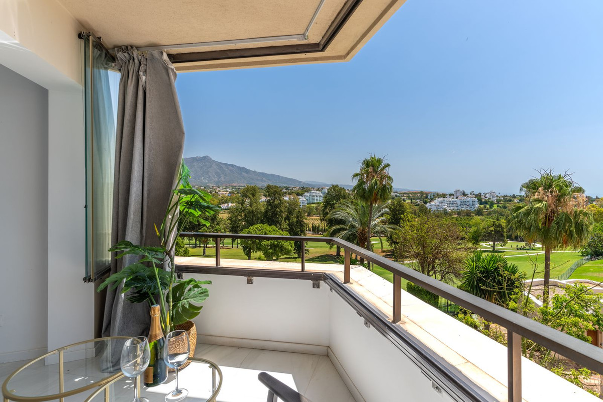 Appartement te koop in Atalaya | 2 slaapkamers H5425960
