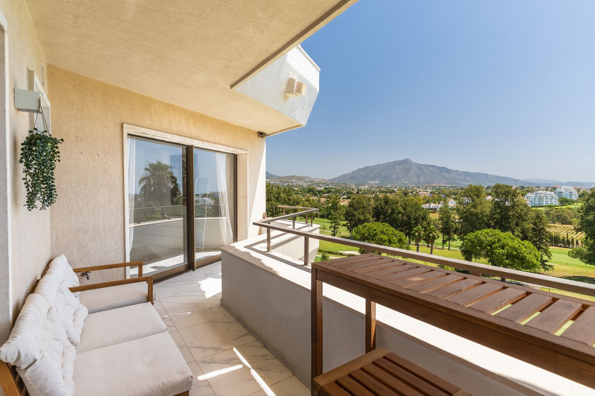 Appartement te koop in Atalaya | 2 slaapkamers H5425960