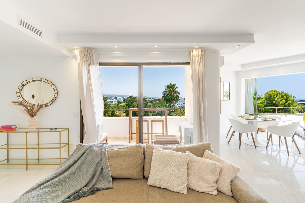 Appartement te koop in Atalaya | 2 slaapkamers H5425960