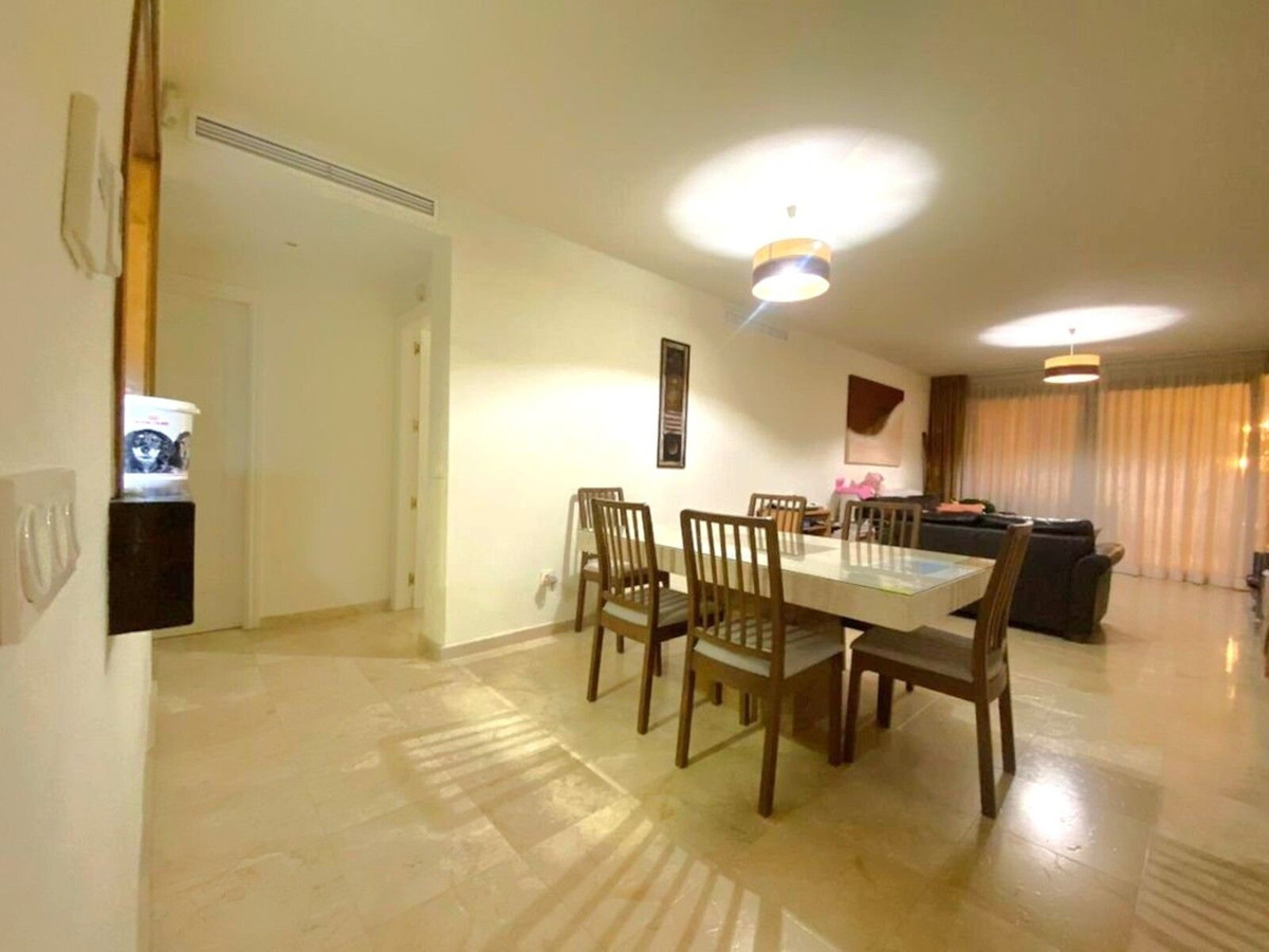 Appartement te koop in Atalaya | 2 slaapkamers H5426851