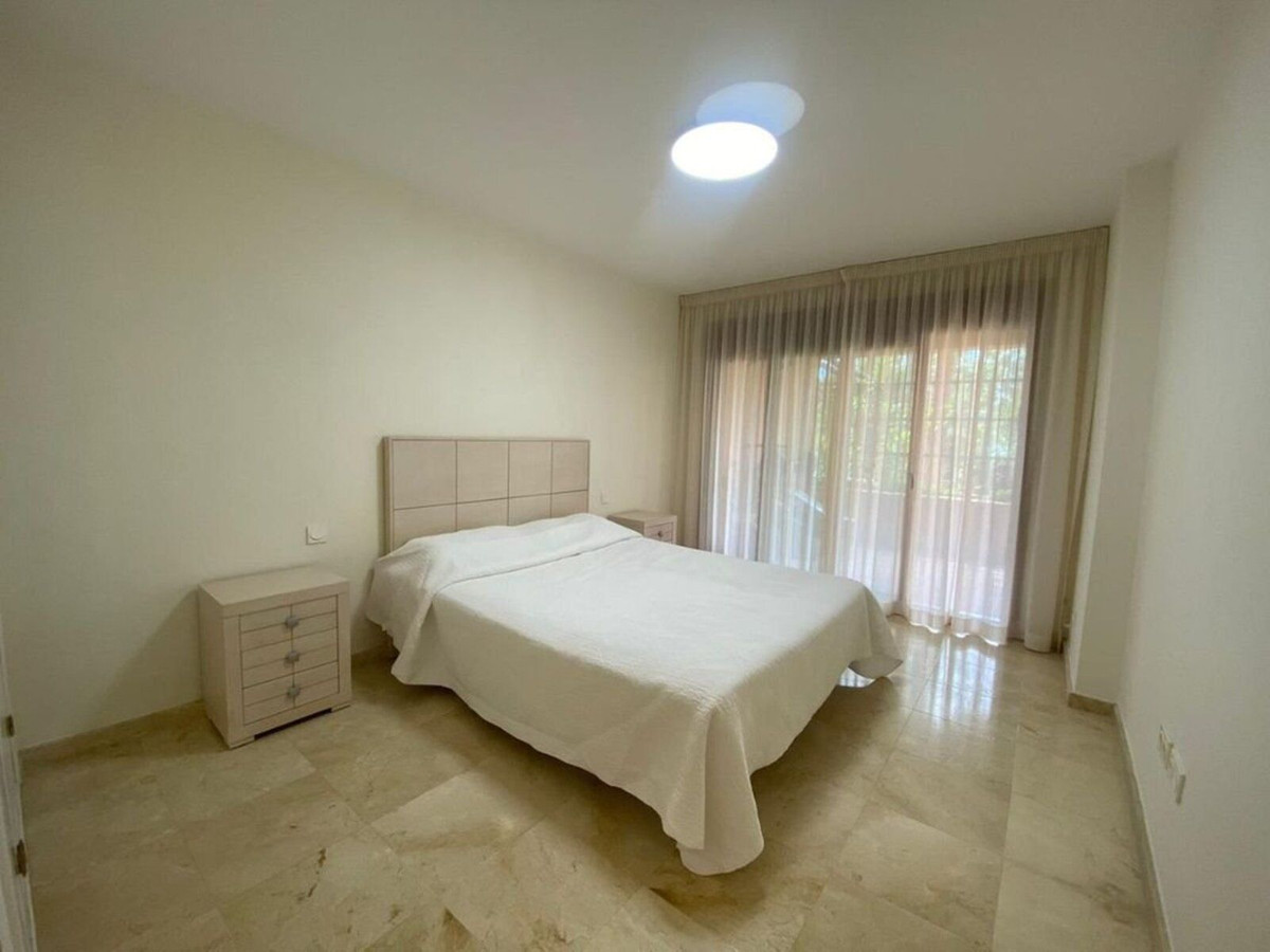 Appartement te koop in Atalaya | 2 slaapkamers H5426851