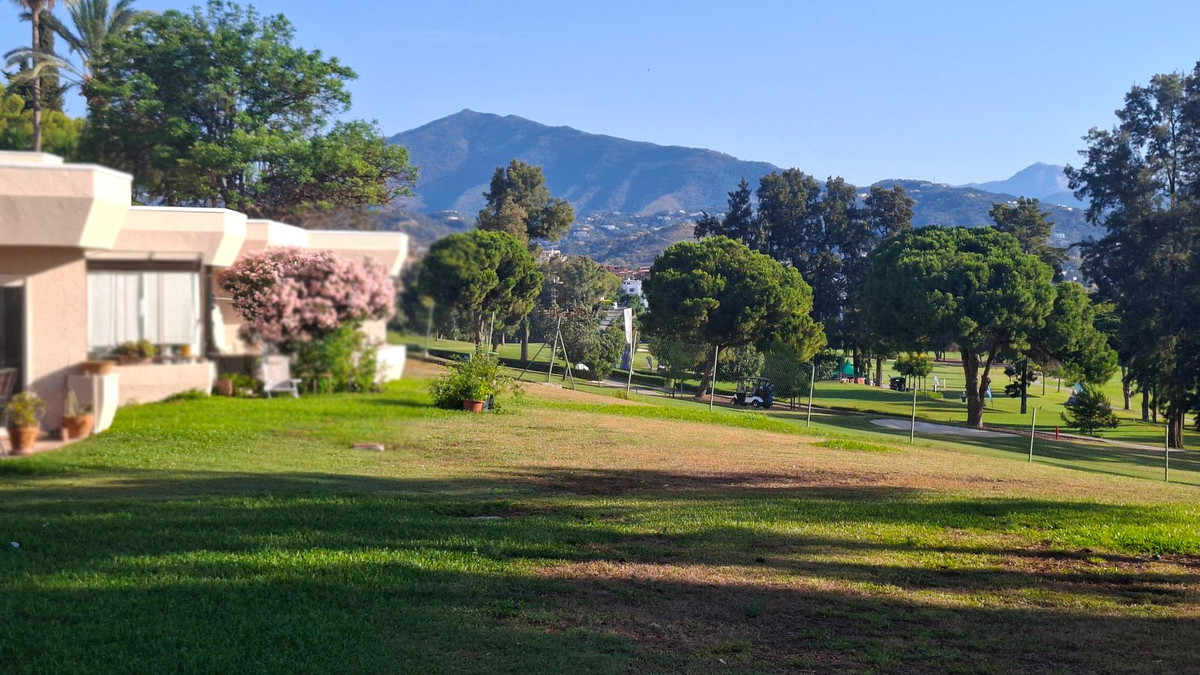Appartement te koop in Atalaya | 1 slaapkamers H5437372