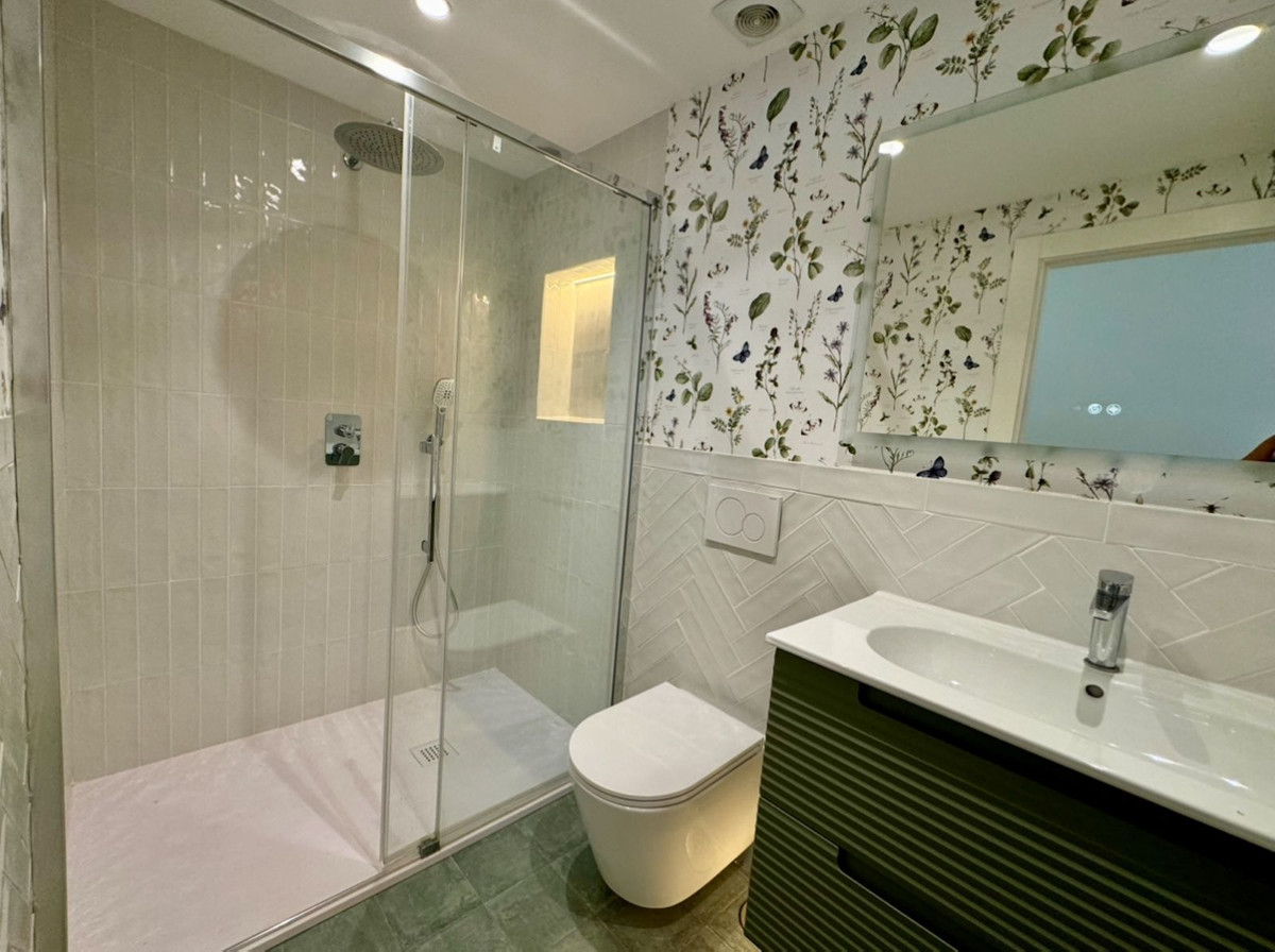 Appartement te koop in Atalaya | 2 slaapkamers H5444365