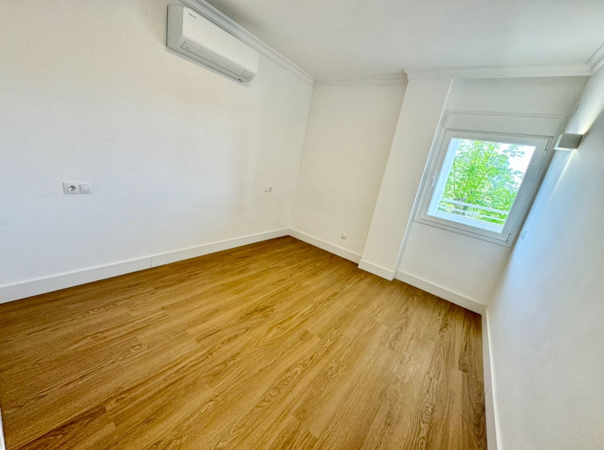 Appartement te koop in Atalaya | 2 slaapkamers H5444365