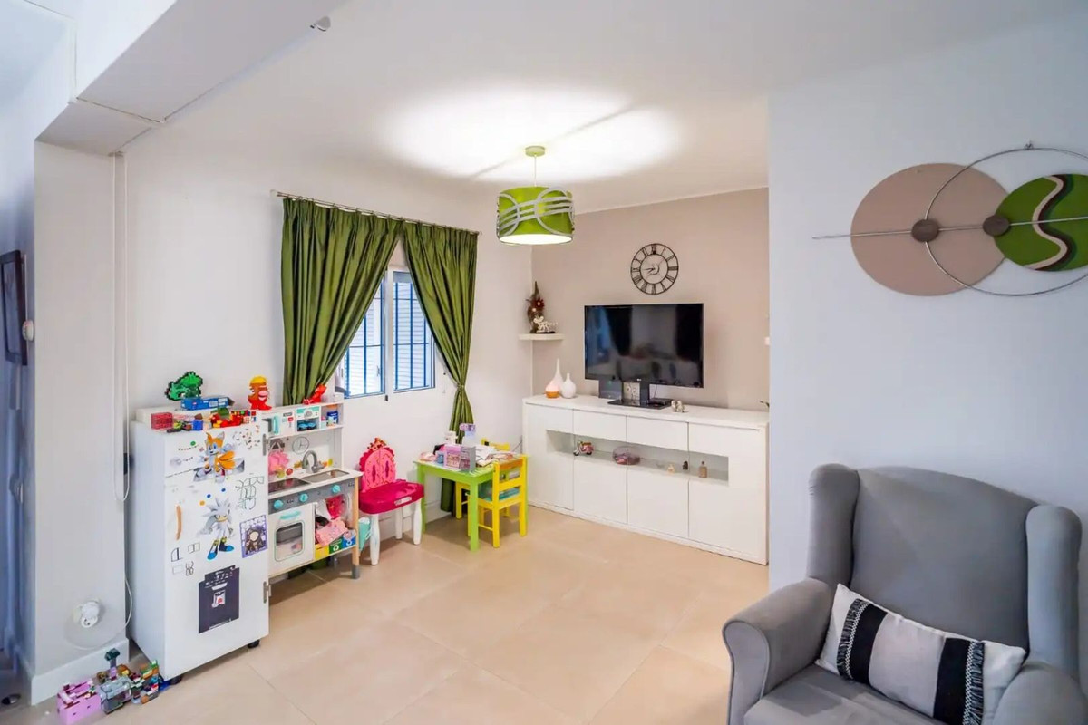 Appartement te koop in Atalaya | 2 slaapkamers H5461549