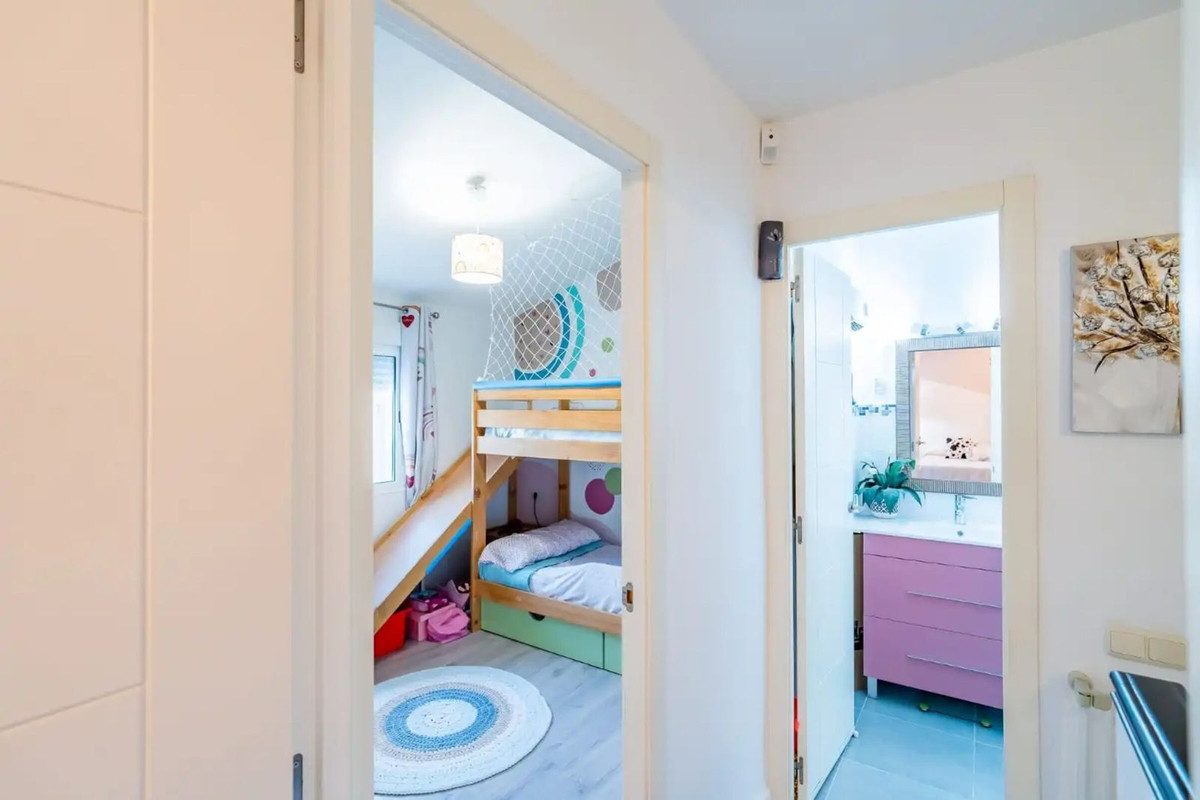 Appartement te koop in Atalaya | 2 slaapkamers H5461549