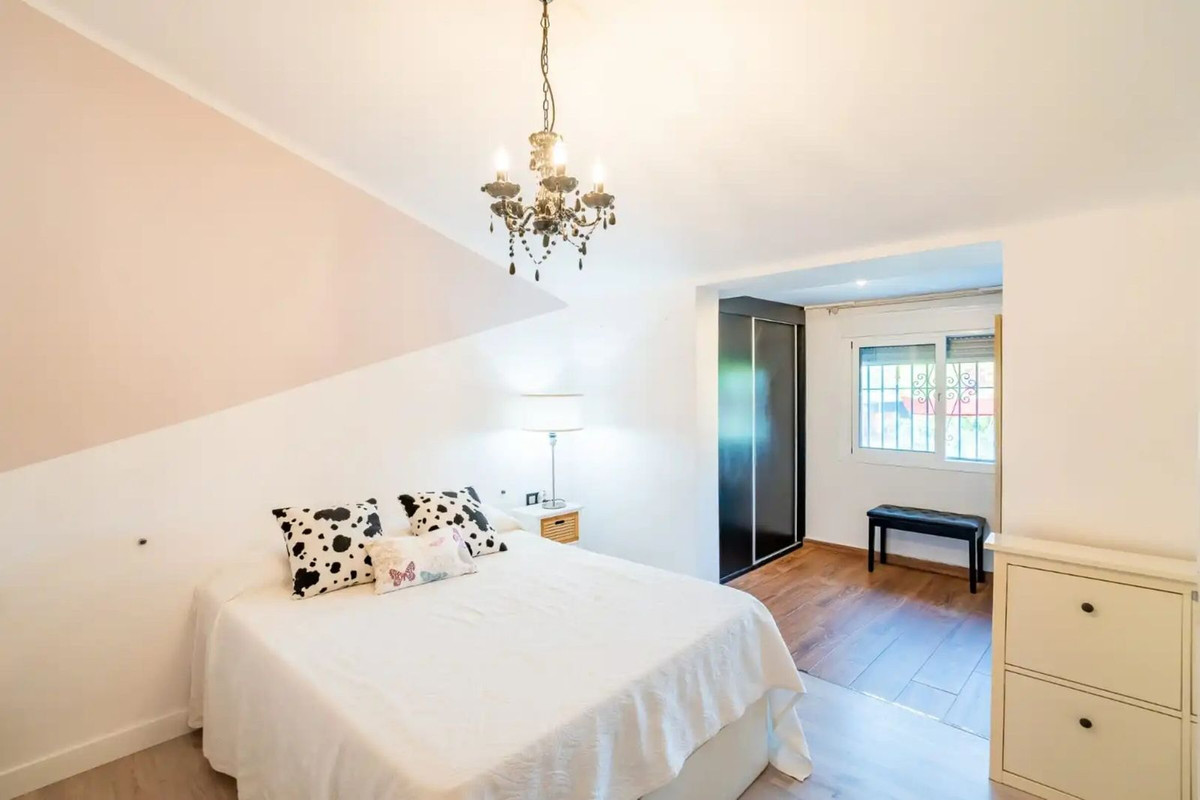 Appartement te koop in Atalaya | 2 slaapkamers H5461549