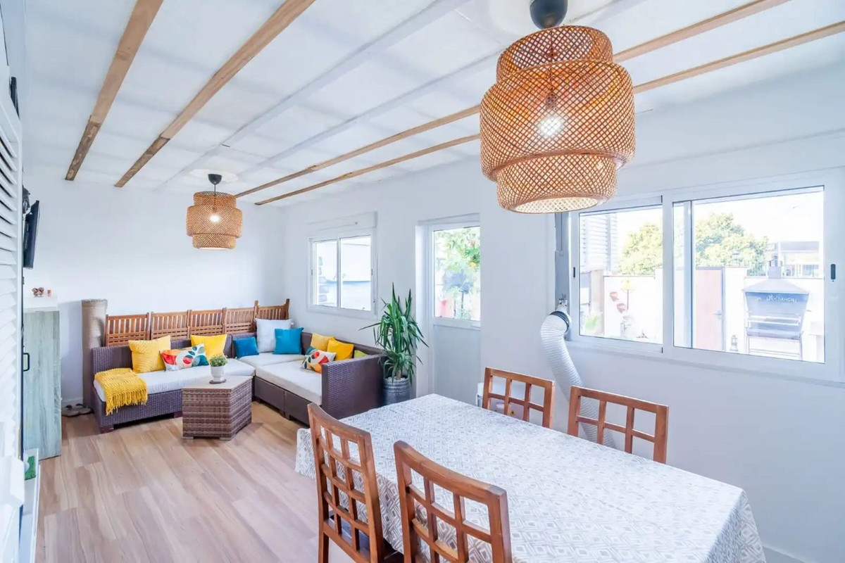Appartement te koop in Atalaya | 2 slaapkamers H5461549