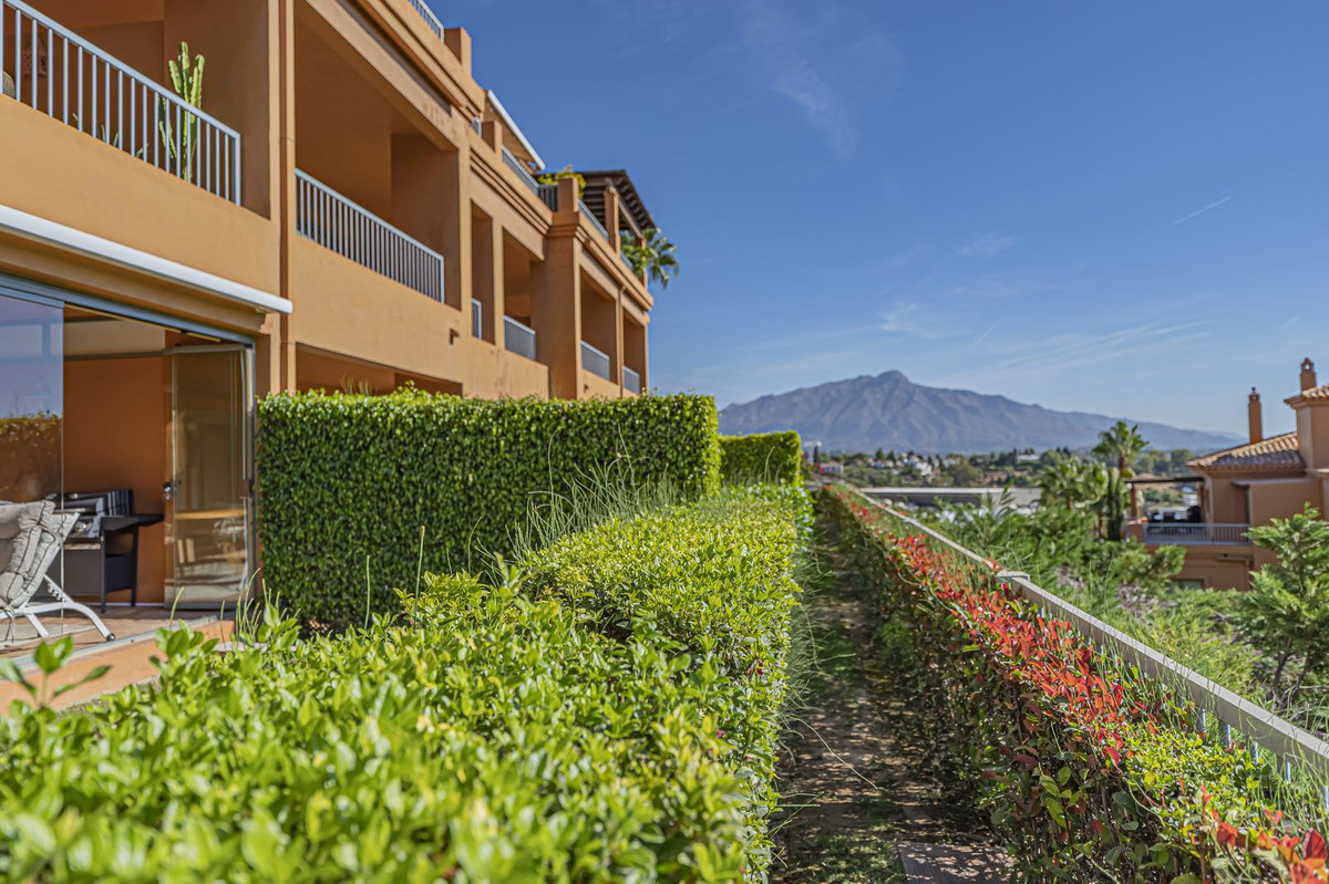 Appartement te koop in Atalaya | 2 slaapkamers H5495068