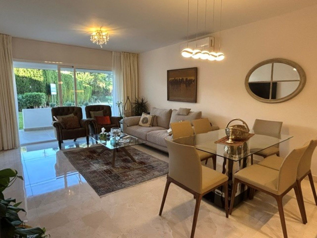 Appartement te koop in Atalaya | 2 slaapkamers H5516053