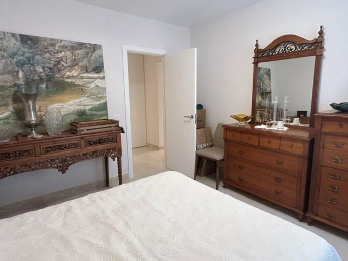 Appartement te koop in Atalaya | 2 slaapkamers H5516053