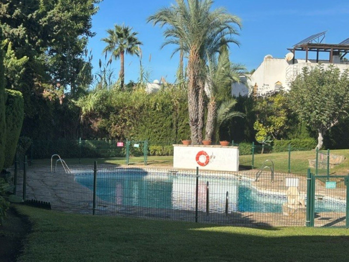 Appartement te koop in Atalaya | 2 slaapkamers H5516053