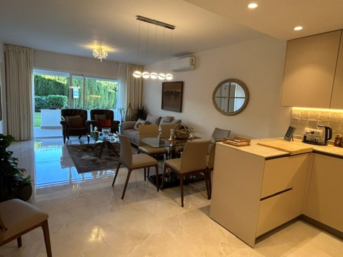 Appartement te koop in Atalaya | 2 slaapkamers H5516053
