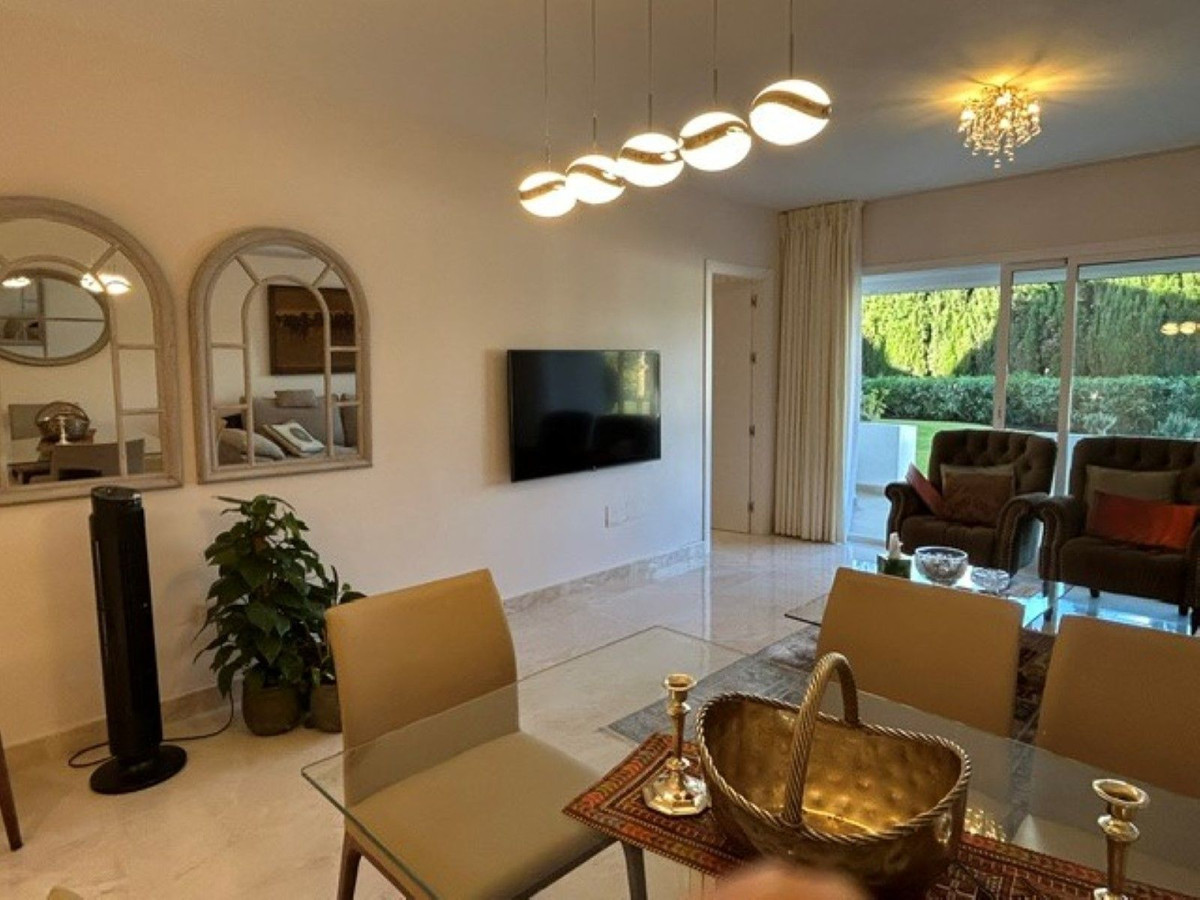 Appartement te koop in Atalaya | 2 slaapkamers H5516053