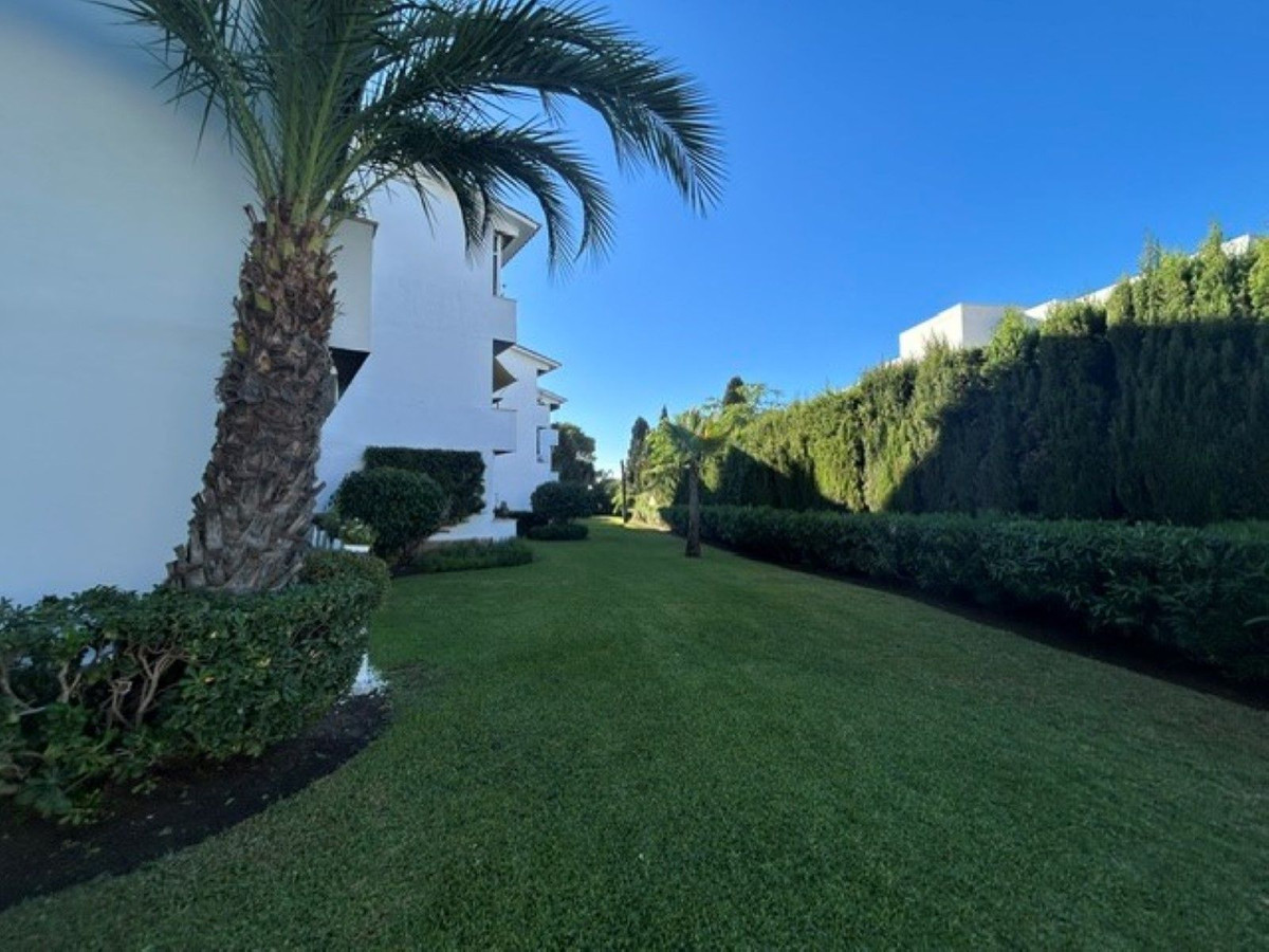 Appartement te koop in Atalaya | 2 slaapkamers H5516053