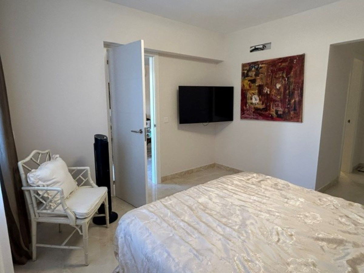 Appartement te koop in Atalaya | 2 slaapkamers H5516053