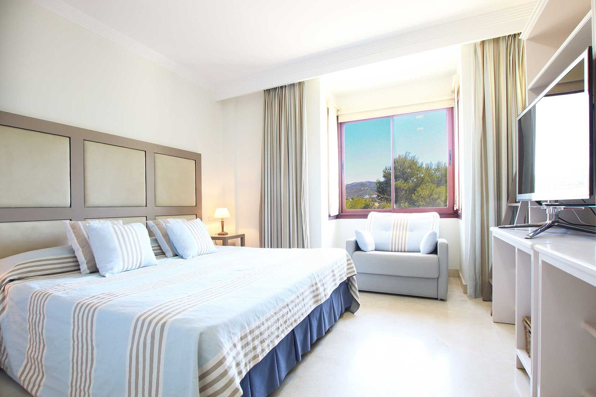 Appartement te koop in Bahía de Marbella | 3 slaapkamers H4074373