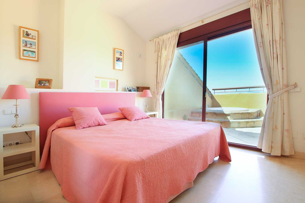 Appartement te koop in Bahía de Marbella | 3 slaapkamers H4074373