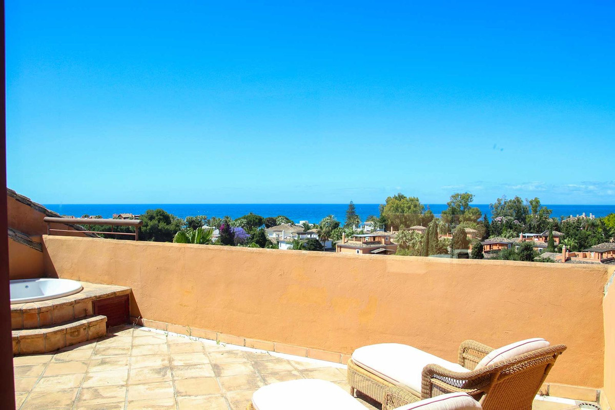 Appartement te koop in Bahía de Marbella | 3 slaapkamers H4074373