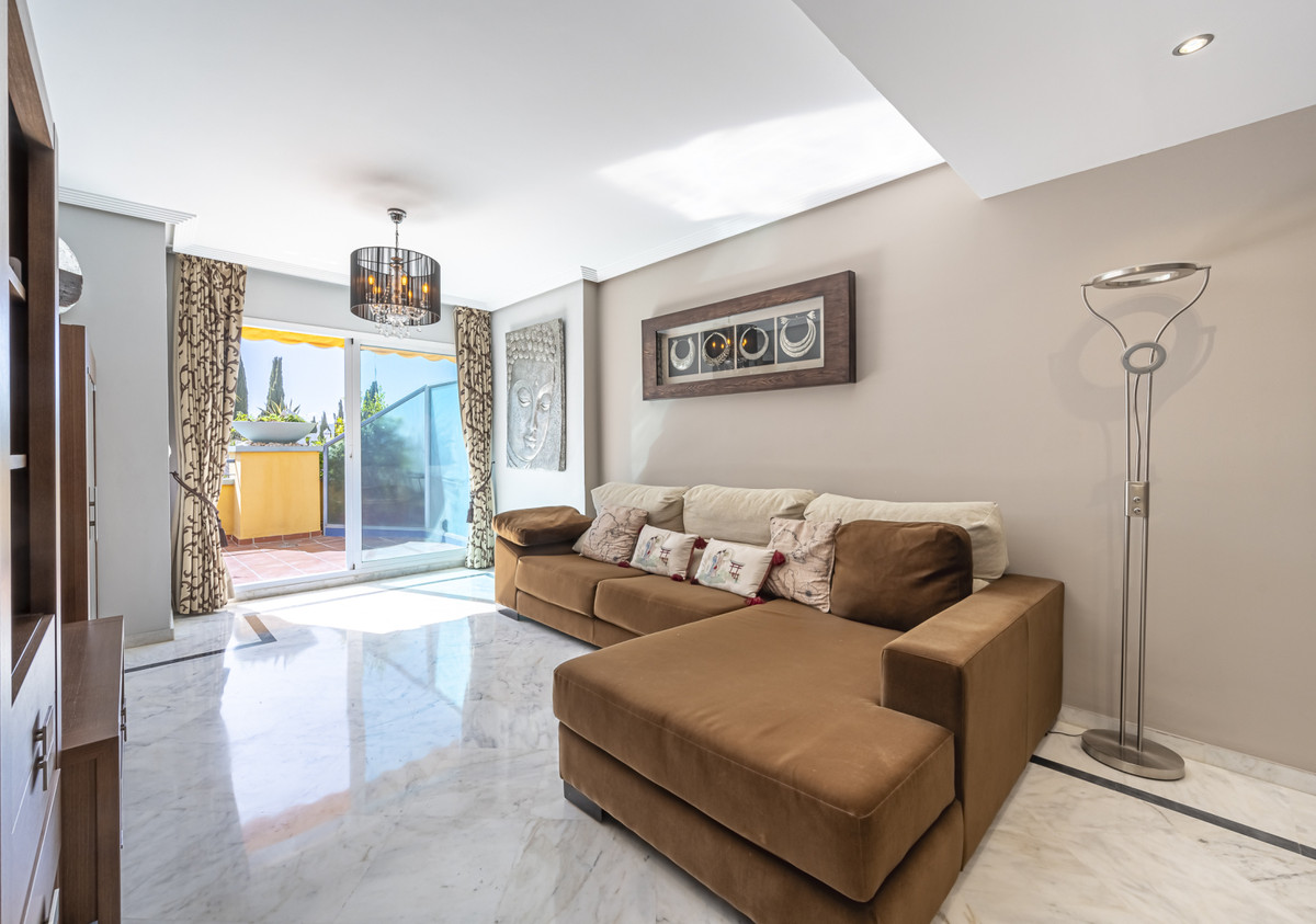Tussenverdieping Appartement in Bahía de Marbella-5