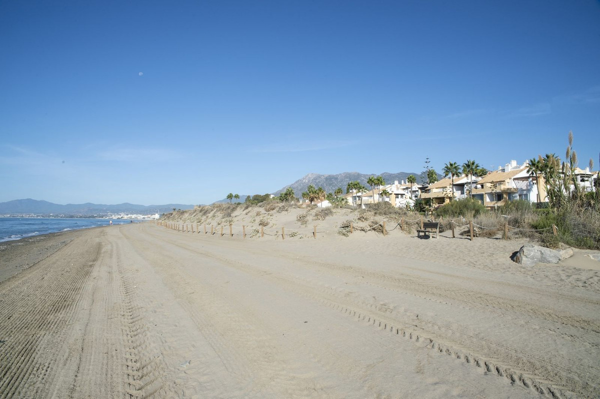 Penthouse in Bahía de Marbella-40