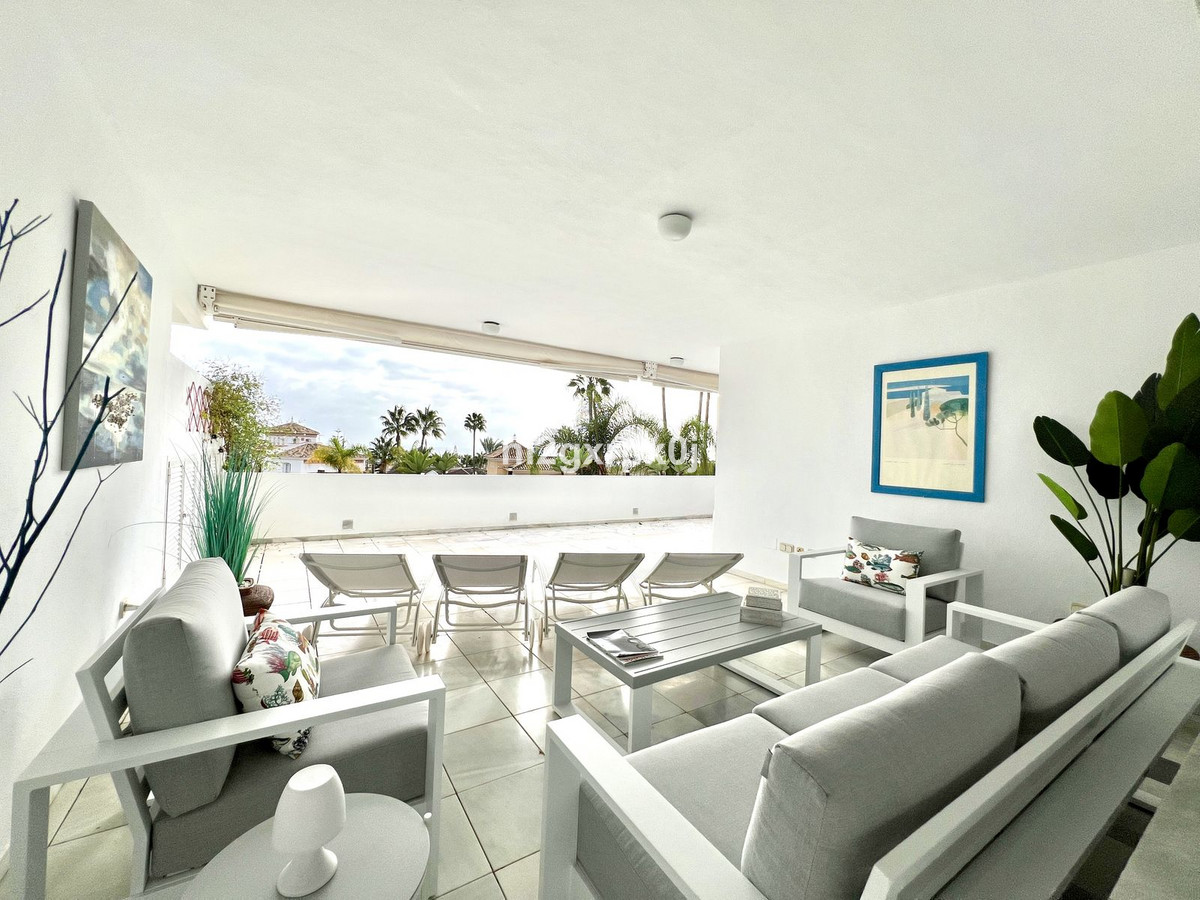 Tussenverdieping Appartement in Bahía de Marbella-33