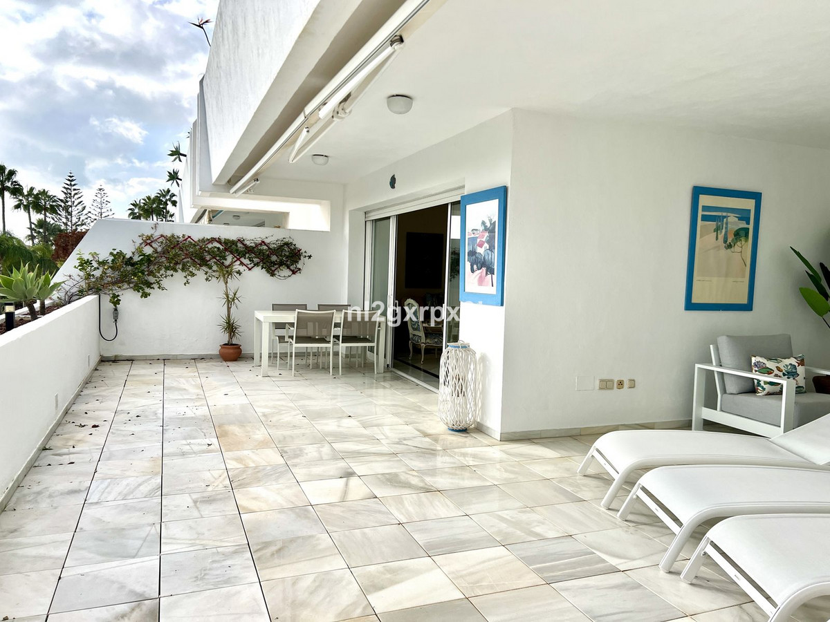 Tussenverdieping Appartement in Bahía de Marbella-36