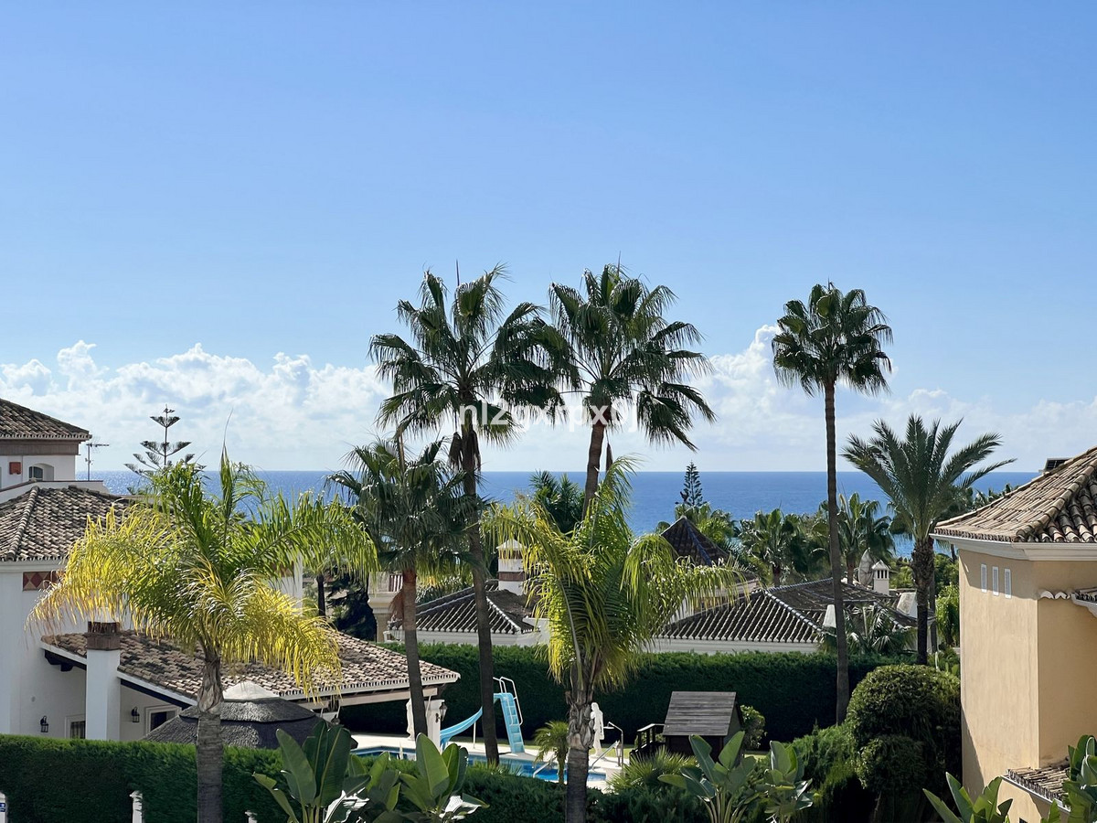 Tussenverdieping Appartement in Bahía de Marbella-43