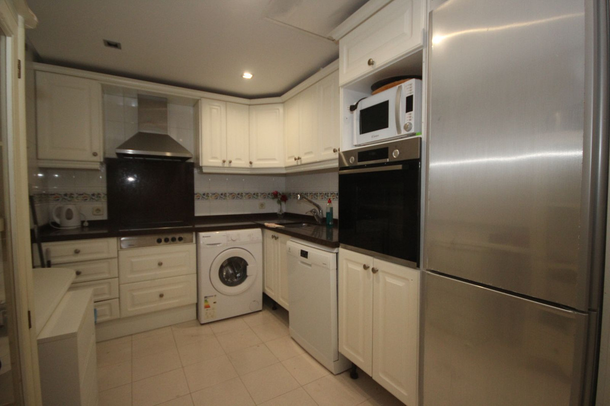 Begane grond appartement in Bahía de Marbella-13