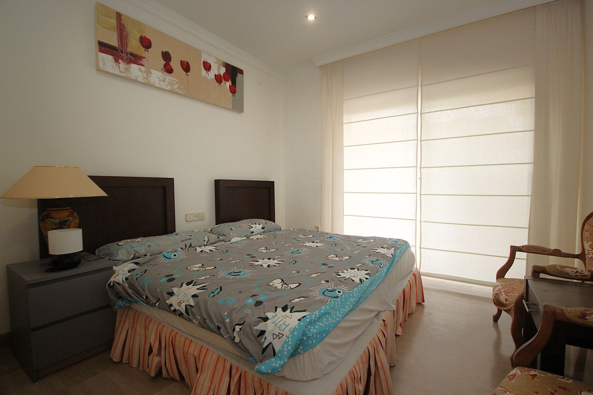 Begane grond appartement in Bahía de Marbella-19