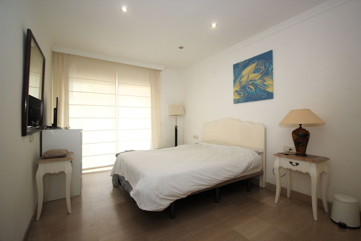 Begane grond appartement in Bahía de Marbella-8