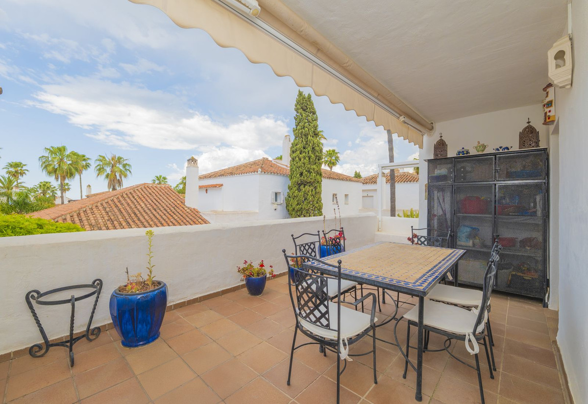 Appartement te koop in Bahía de Marbella | 3 slaapkamers H5038732