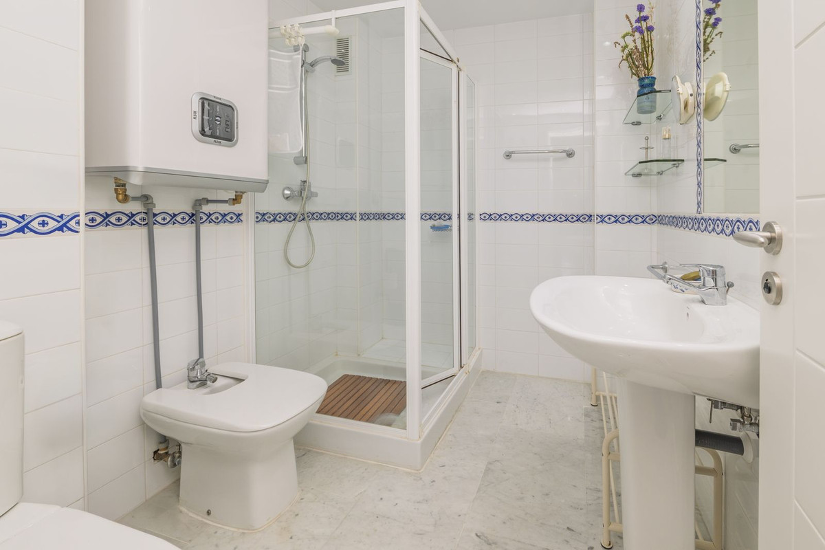 Appartement te koop in Bahía de Marbella | 3 slaapkamers H5038732